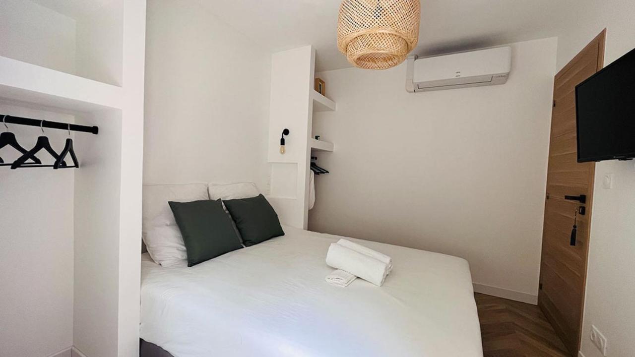 Villa Holistika : Bed And Breakfast / Pool / Air Conditioning/ Mont Faron Toulon Extérieur photo