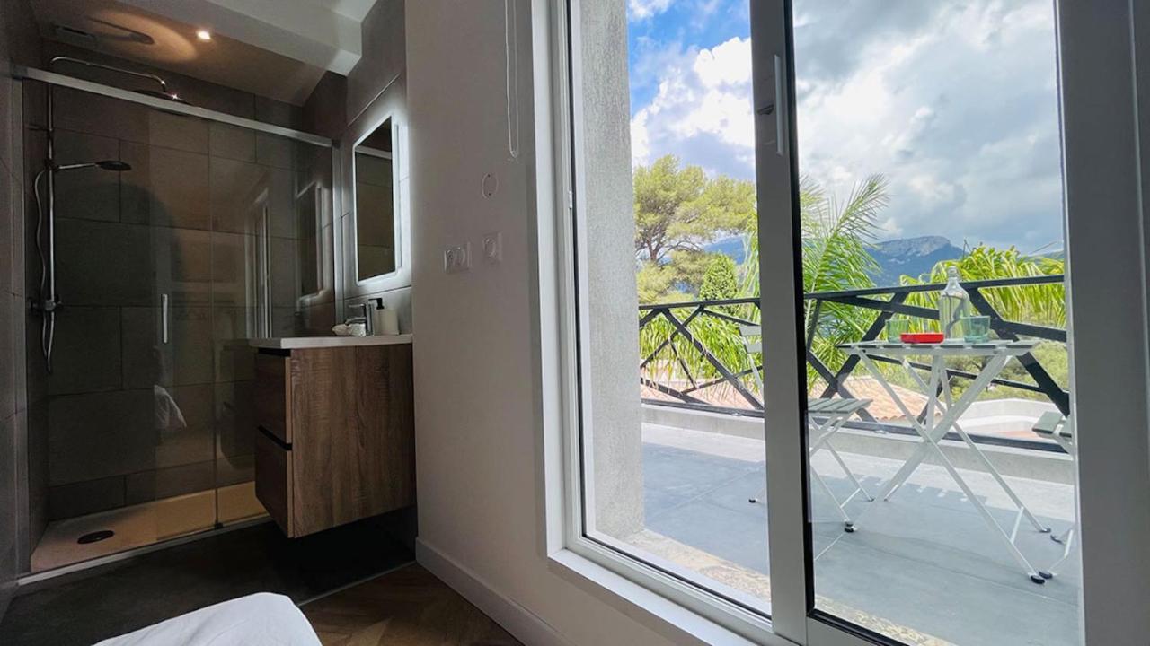 Villa Holistika : Bed And Breakfast / Pool / Air Conditioning/ Mont Faron Toulon Extérieur photo